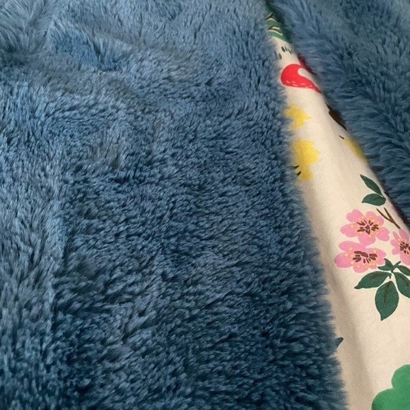 Mini Boden Blue Plush Faux Fur Cozy One Button Vest Cotton Lined Kid Size 11-12Y - Picture 3 of 6